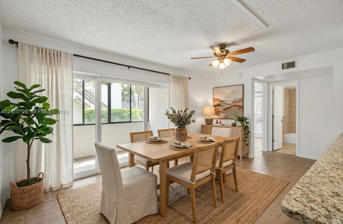 Dining room (virtually staged)