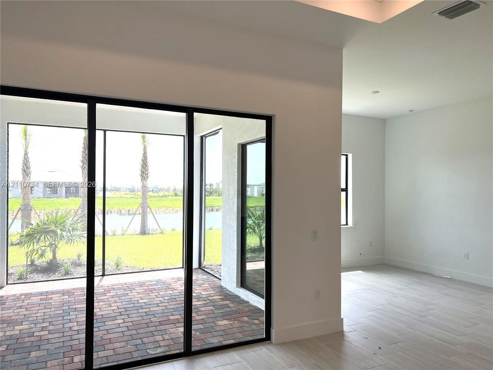 LIVING DINING