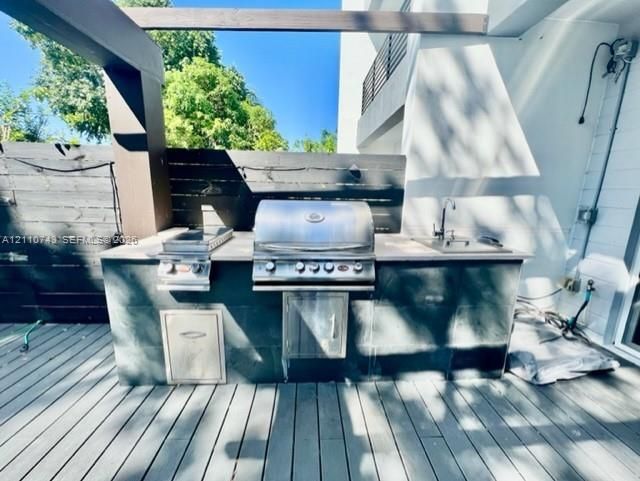 For Rent: $8,000 (3 beds, 3 baths, 2200 Square Feet)