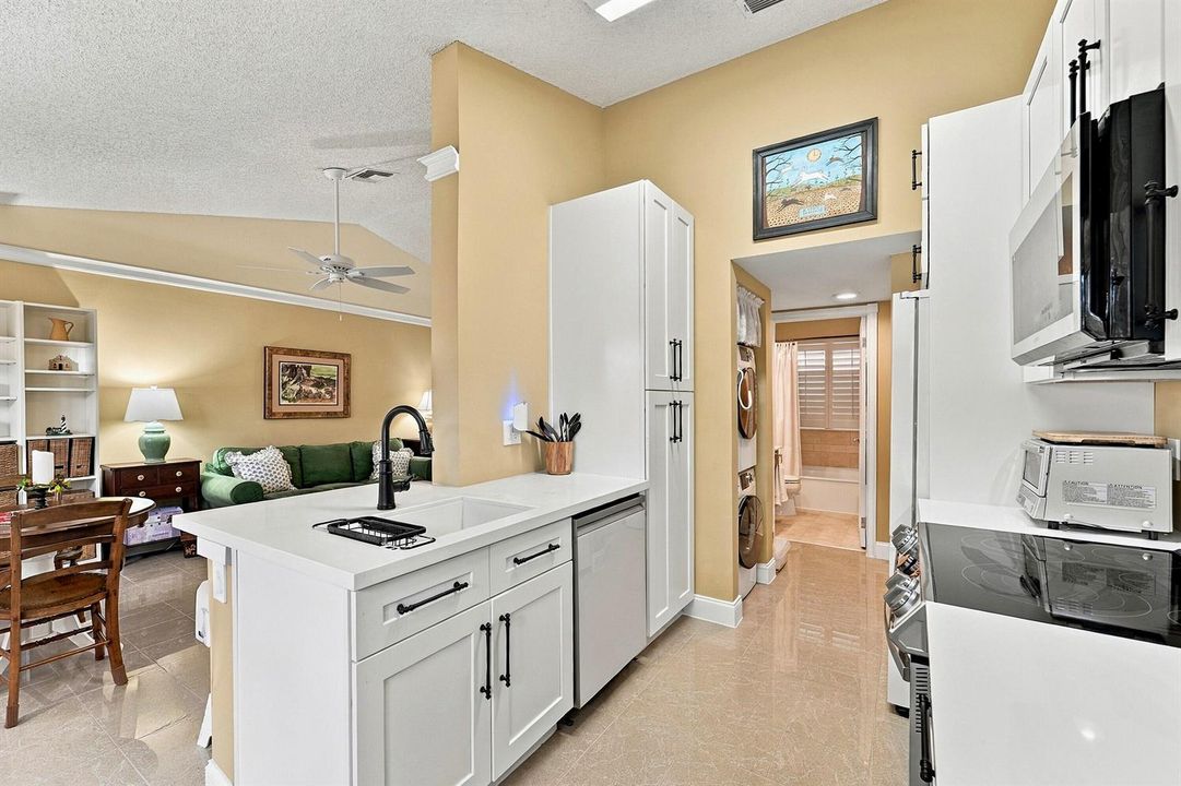 13_kitchen