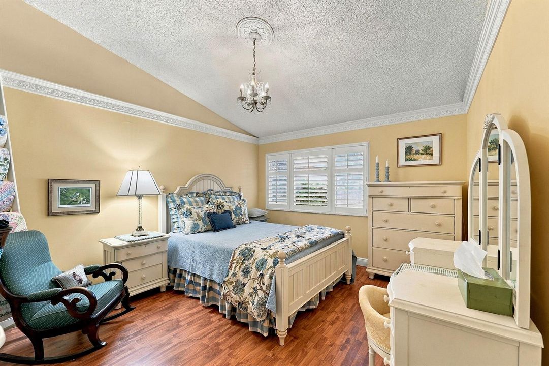 20_bedroom