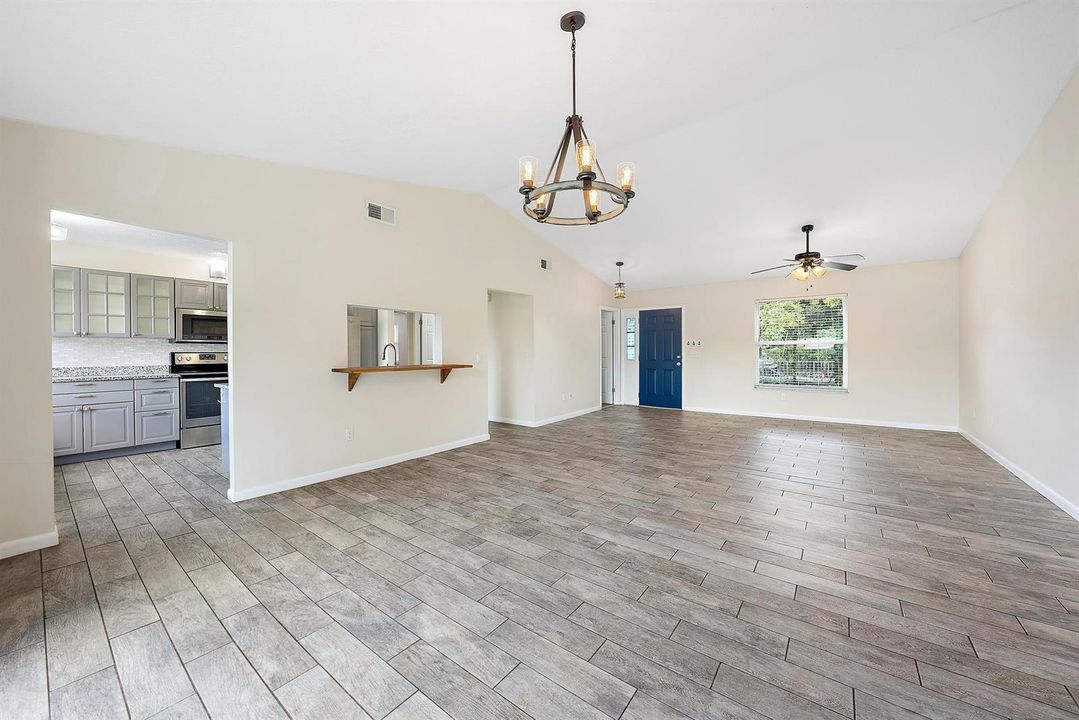 2003 SW Mockingbird Lane-12