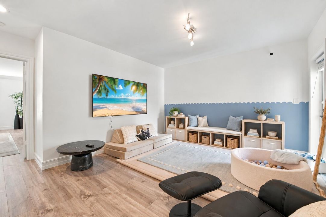Calm family room with coordinated cubbie