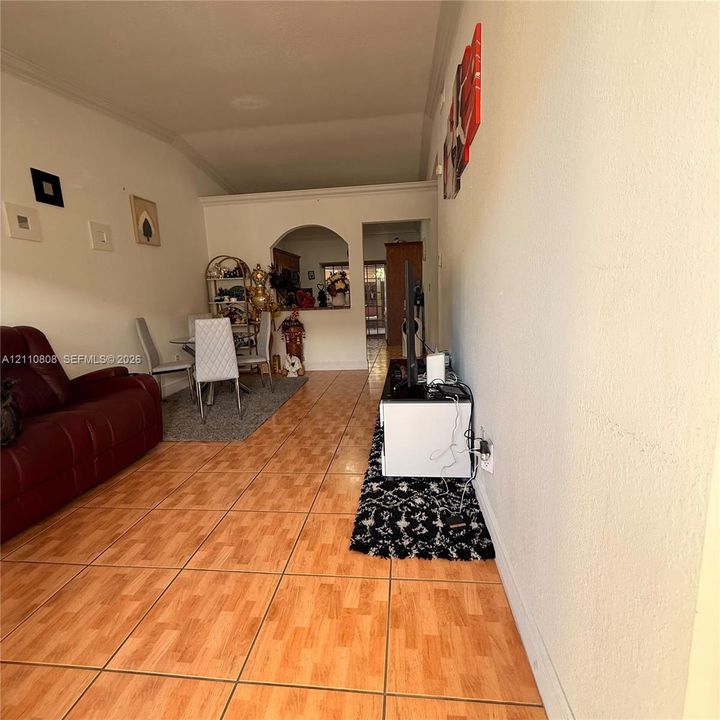В аренду: $3,100 (3 спален, 2 ванн, 1030 Квадратных фут)