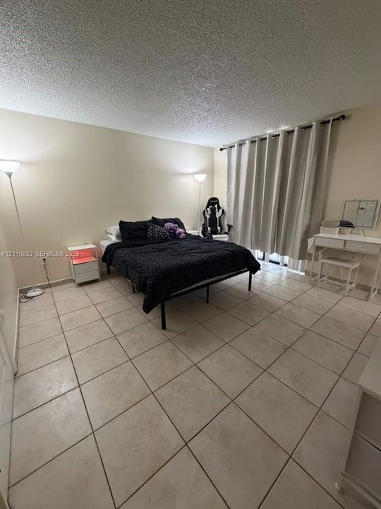 En Renta: $2,100 (2 camas, 2 baños, 965 Pies cuadrados)