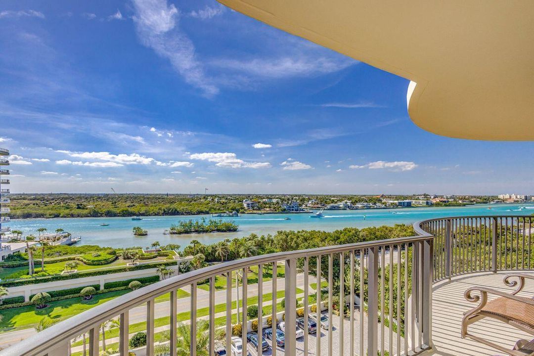 Guest Bedroom Balcony