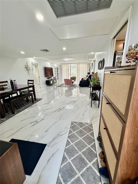 En Venta: $364,999 (3 camas, 2 baños, 1500 Pies cuadrados)