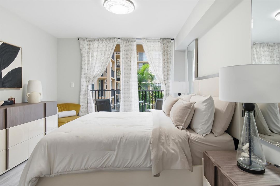 1801-N-FLAGLER-DR-APT-611-33407-012