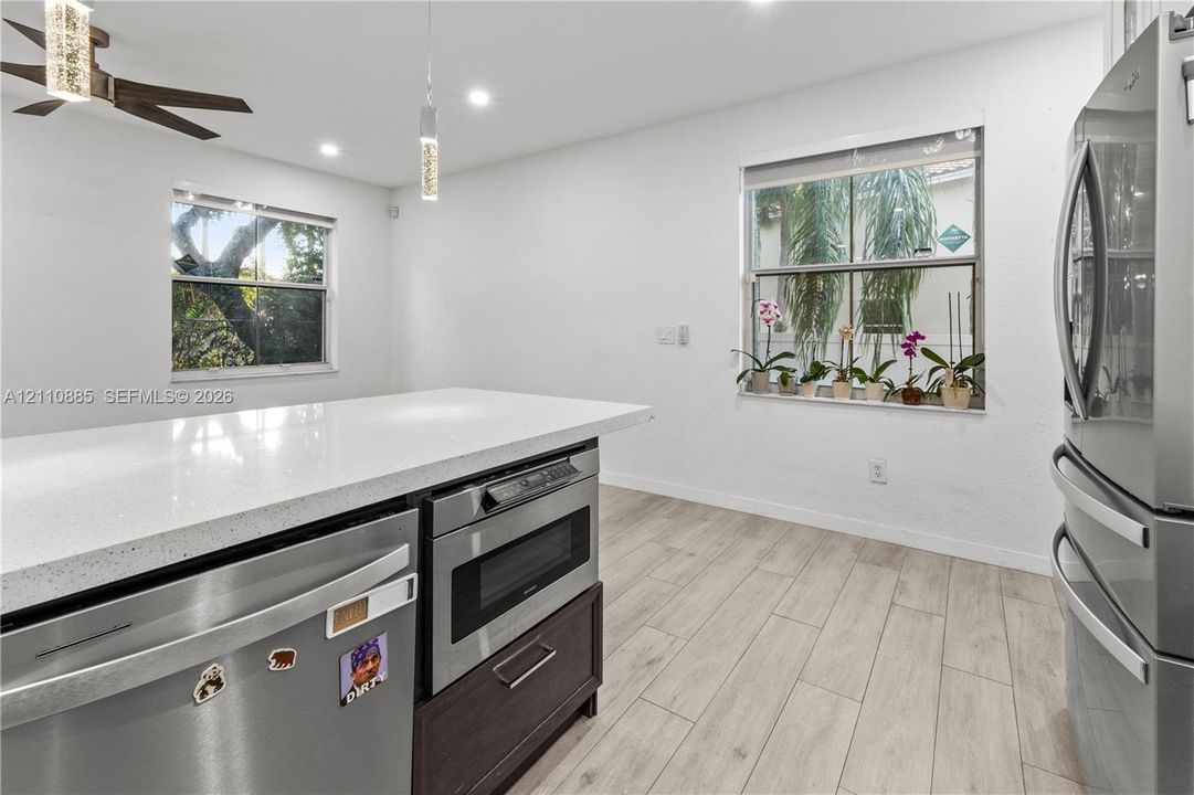En Renta: $4,000 (4 camas, 2 baños, 1869 Pies cuadrados)