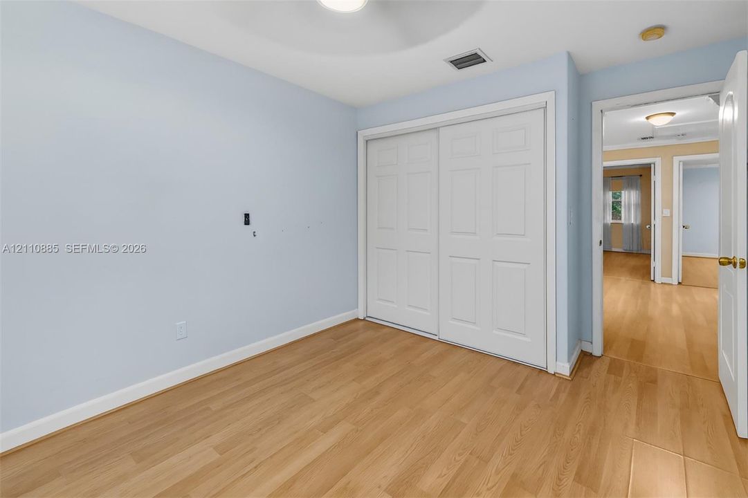 En Renta: $4,000 (4 camas, 2 baños, 1869 Pies cuadrados)