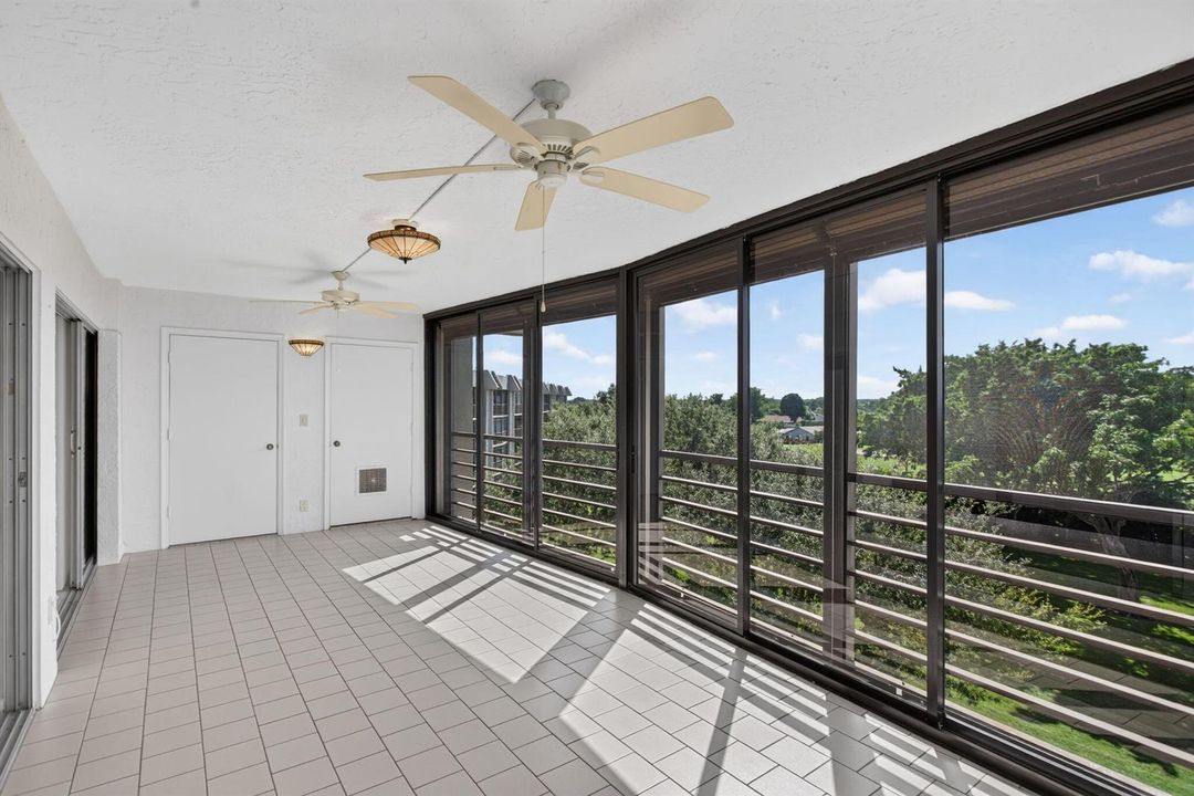FLORIDA ROOM