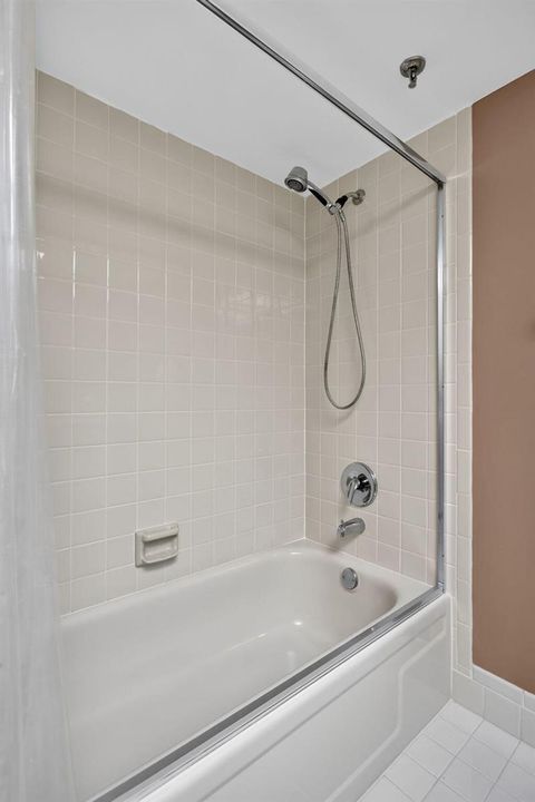 GUEST BATH TUB WITH SHOWER
