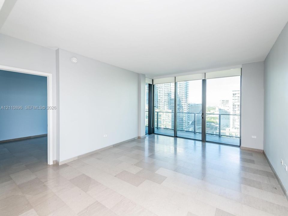 В аренду: $4,650 (1 спален, 1 ванн, 810 Квадратных фут)