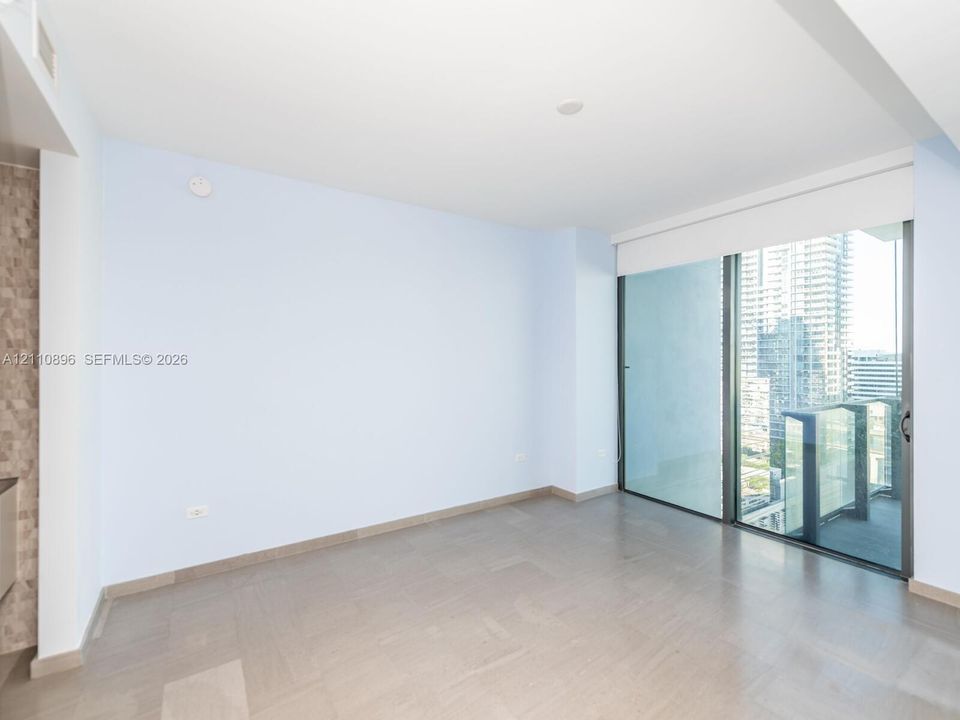 В аренду: $4,650 (1 спален, 1 ванн, 810 Квадратных фут)