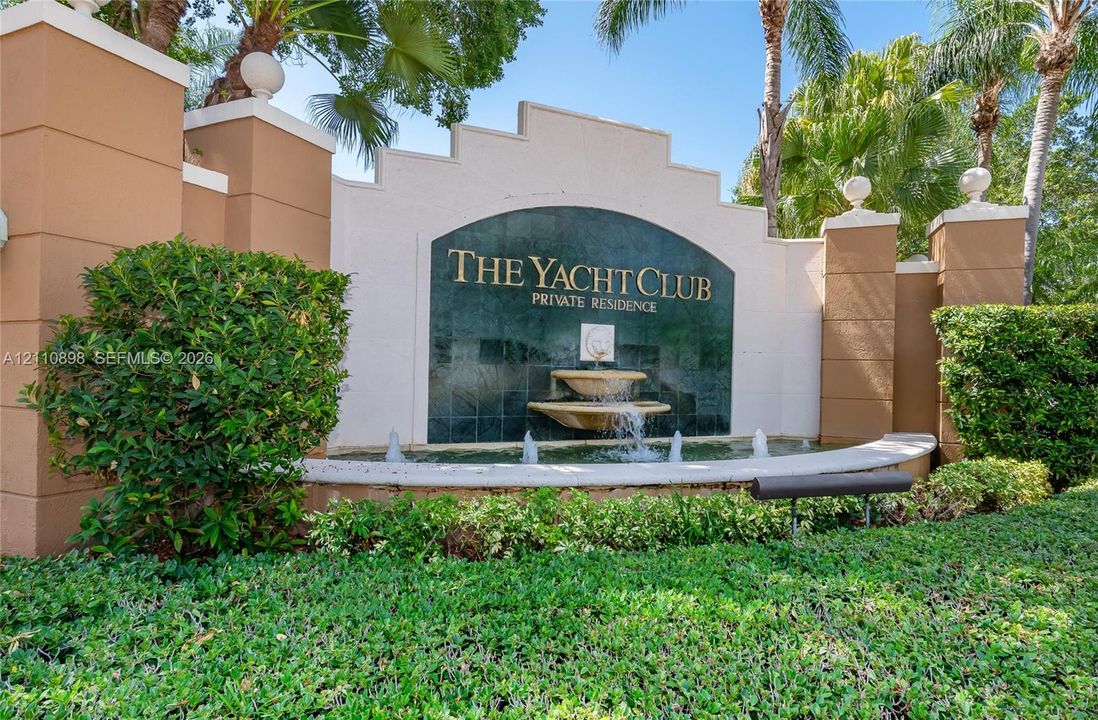 For Sale: $485,000 (2 beds, 2 baths, 1180 Square Feet)