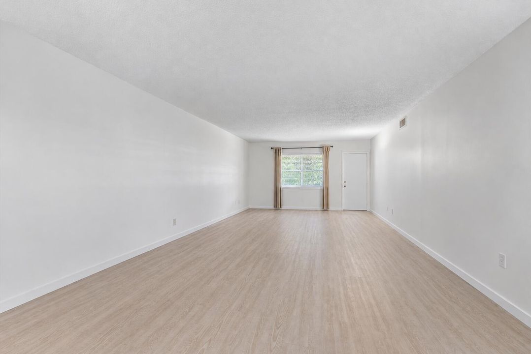 Living/Dining