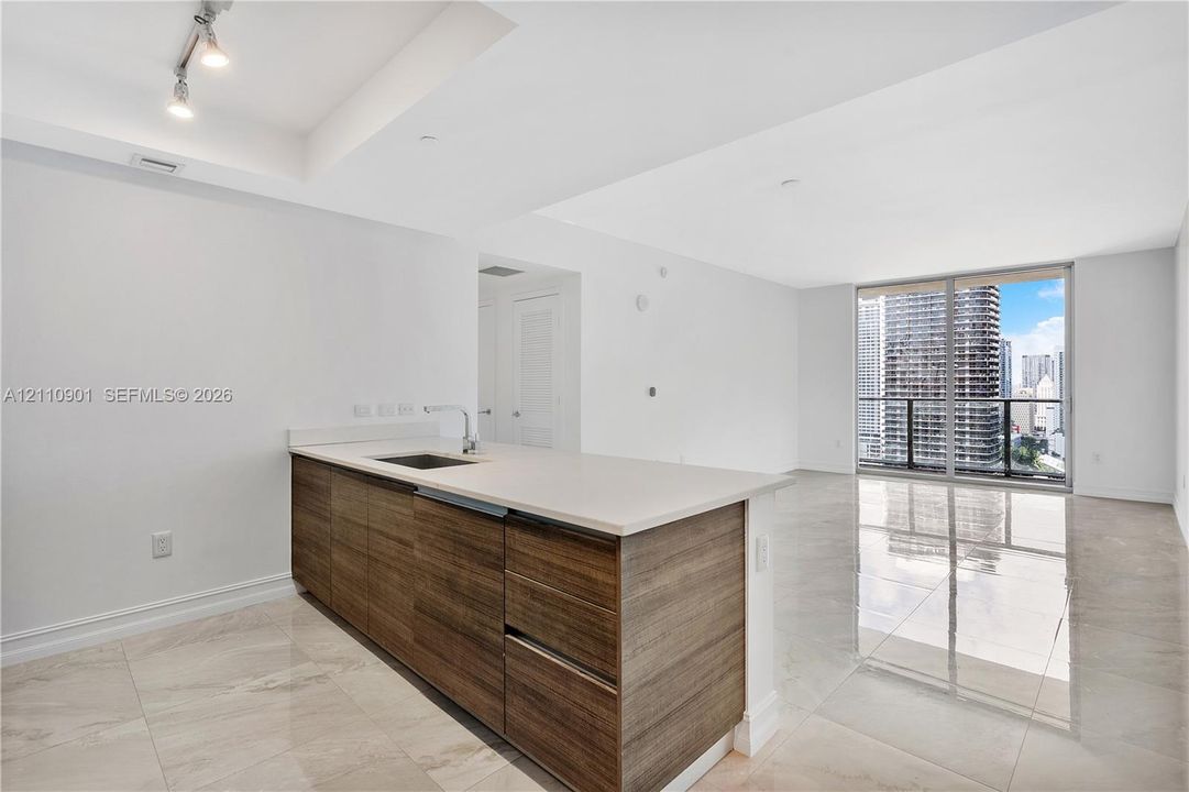 En Renta: $3,800 (2 camas, 2 baños, 910 Pies cuadrados)