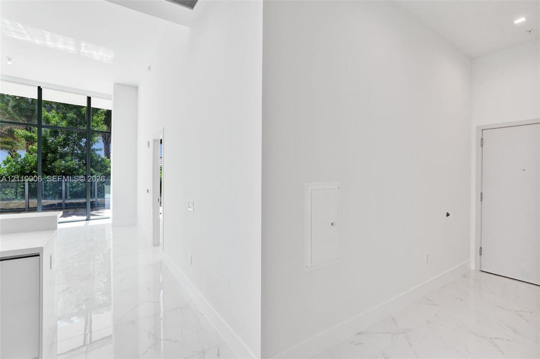 En Renta: $7,900 (3 camas, 3 baños, 1700 Pies cuadrados)