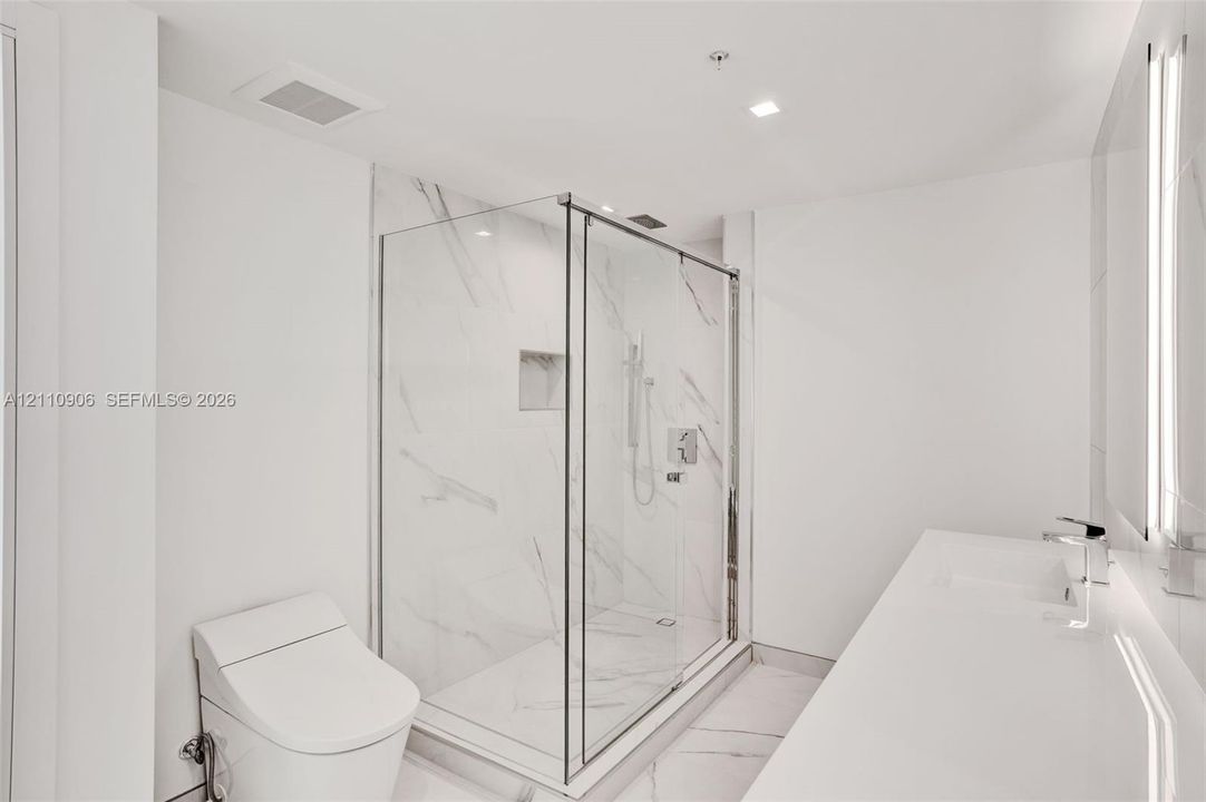 En Renta: $7,900 (3 camas, 3 baños, 1700 Pies cuadrados)