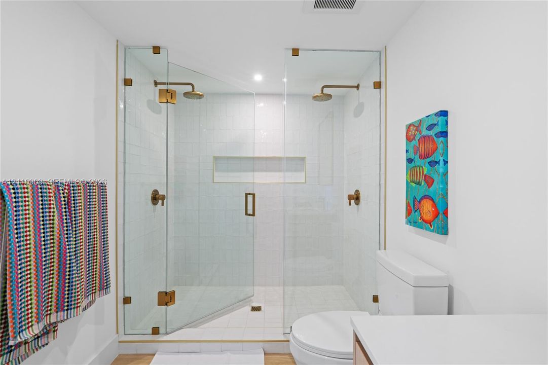 В аренду: $5,950 (2 спален, 2 ванн, 873 Квадратных фут)
