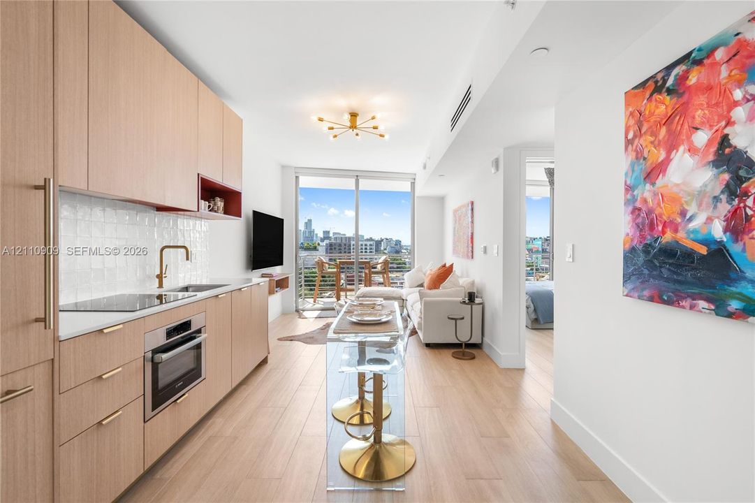В аренду: $5,950 (2 спален, 2 ванн, 873 Квадратных фут)