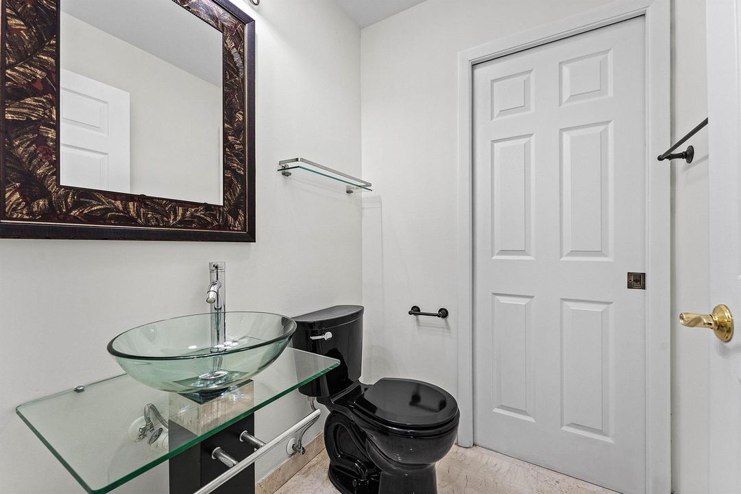 029-6486BravaWay-BocaRaton-FL-33433-SMAL