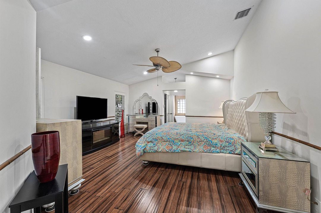019-6486BravaWay-BocaRaton-FL-33433-SMAL