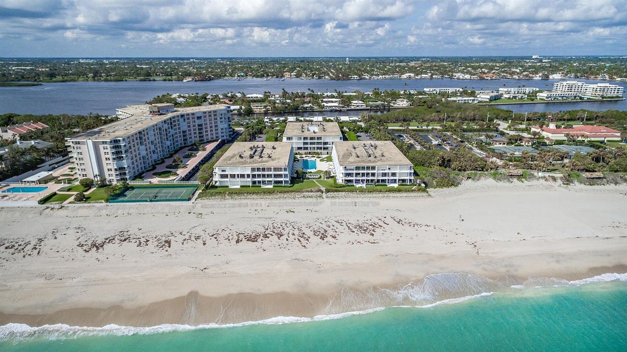 The Reef 307A