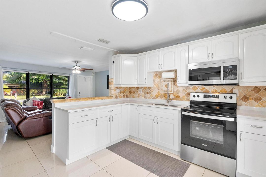 2911 Ne 11th Ave_022