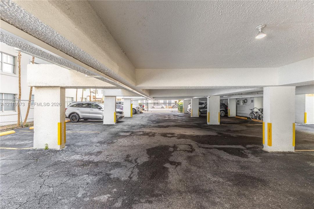 En Venta: $349,000 (1 camas, 1 baños, 720 Pies cuadrados)