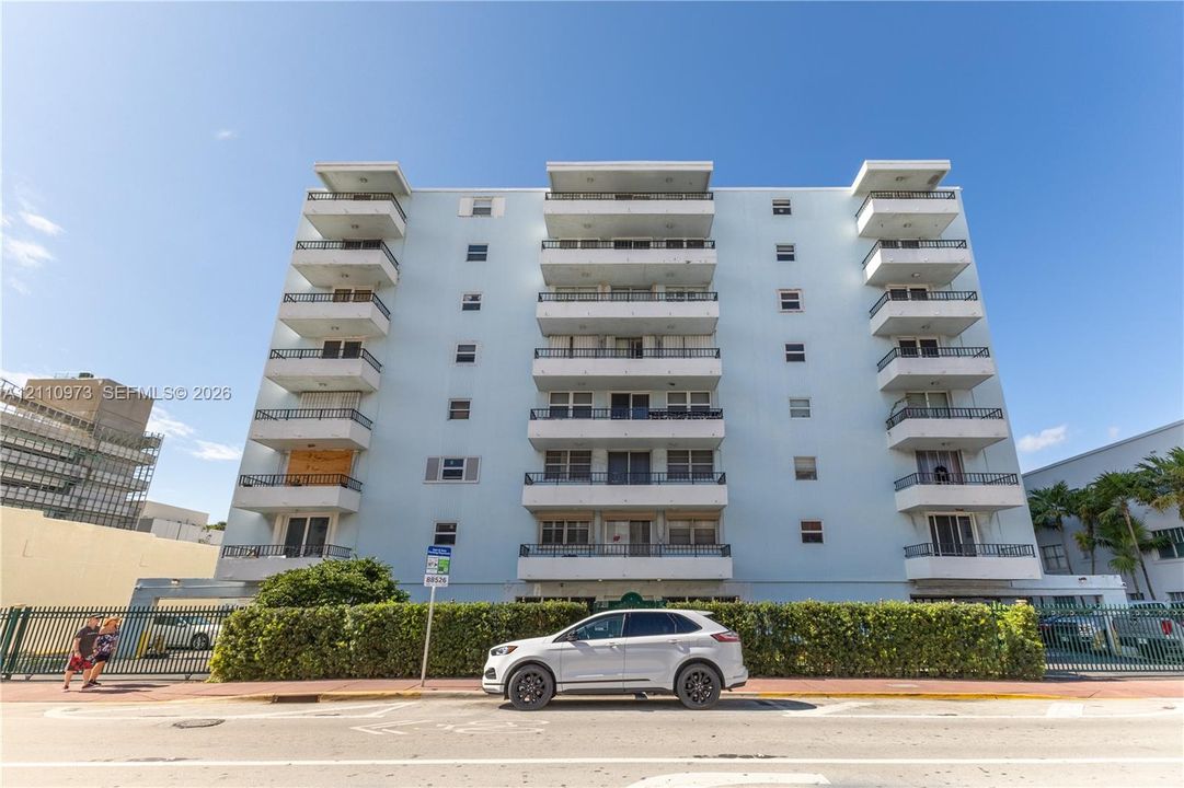 En Venta: $349,000 (1 camas, 1 baños, 720 Pies cuadrados)