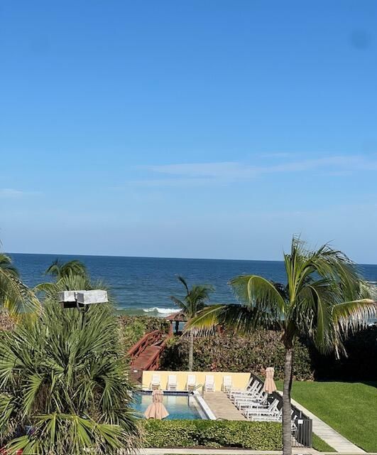 OCEAN VIEW 2ND LEVEL