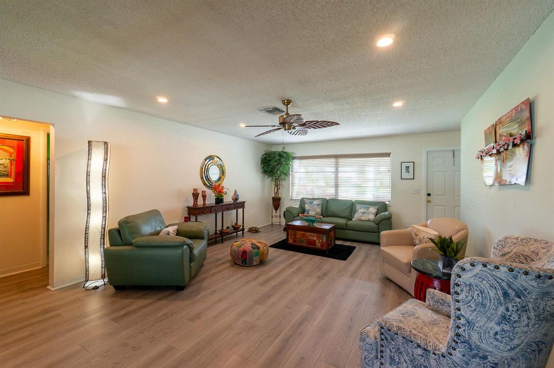 708-SW-18th-St-07-MLS