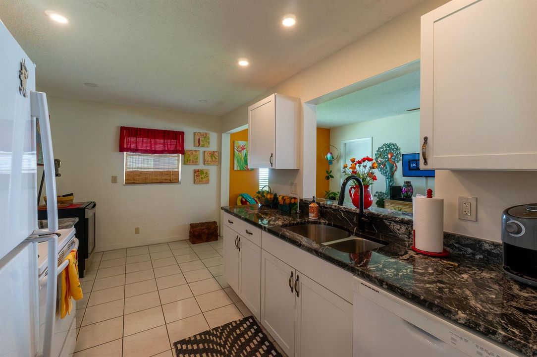 708-SW-18th-St-08-MLS