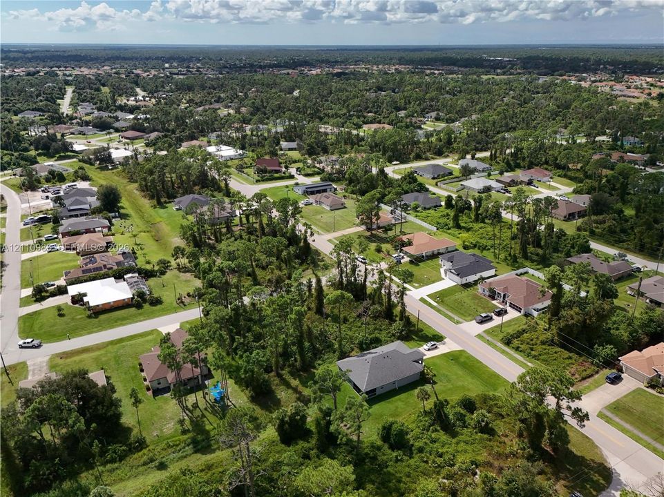 На продажу: $26,000 (0.24 acres)