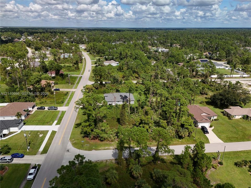 На продажу: $26,000 (0.24 acres)