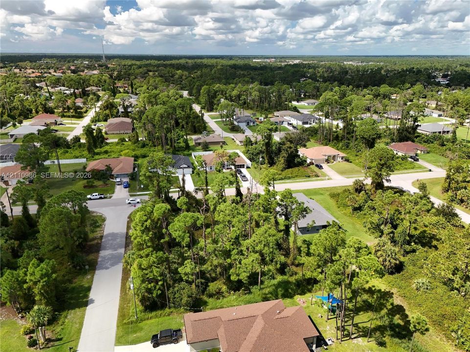 На продажу: $26,000 (0.24 acres)