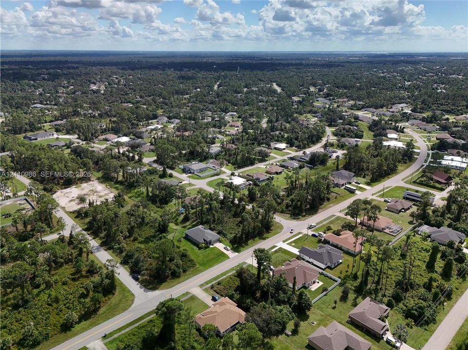 На продажу: $26,000 (0.24 acres)