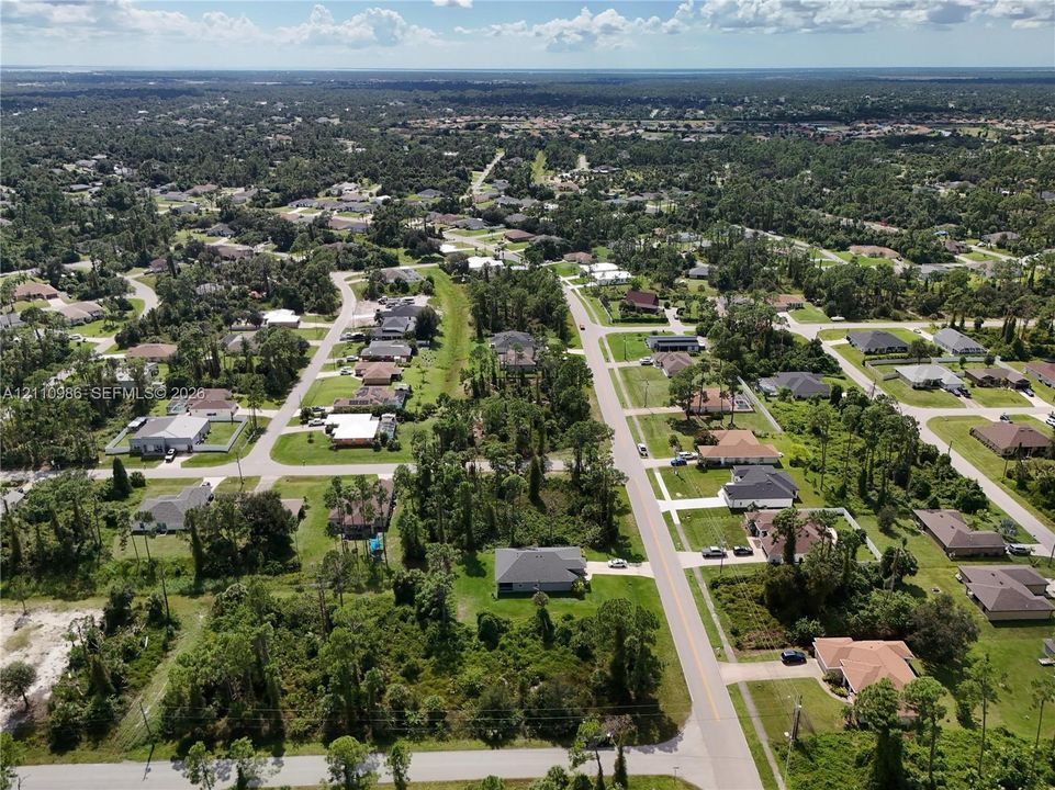 На продажу: $26,000 (0.24 acres)