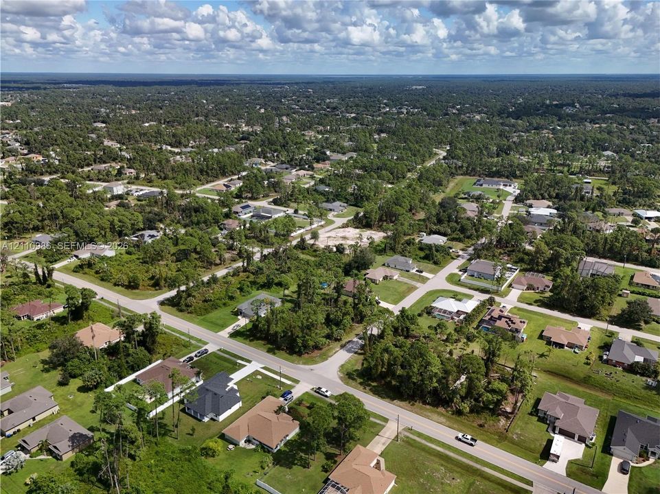 На продажу: $26,000 (0.24 acres)