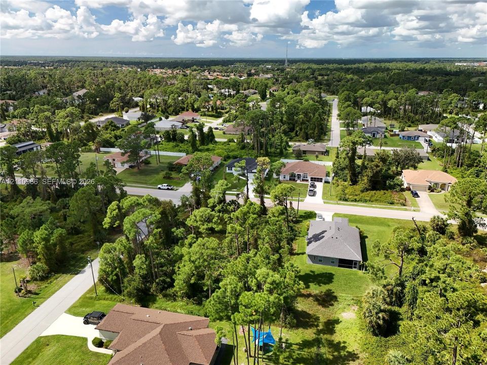На продажу: $26,000 (0.24 acres)