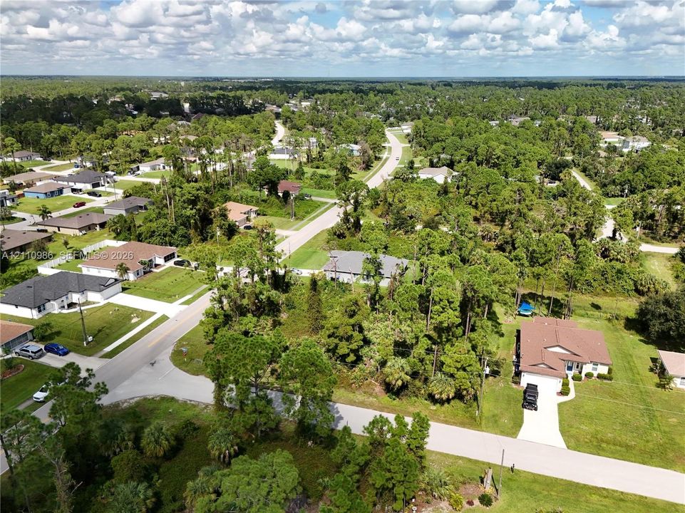 На продажу: $26,000 (0.24 acres)