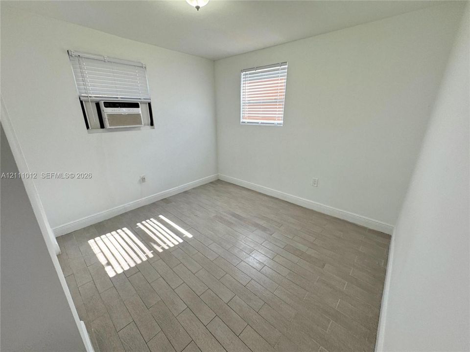 Unit 3 (vacant)