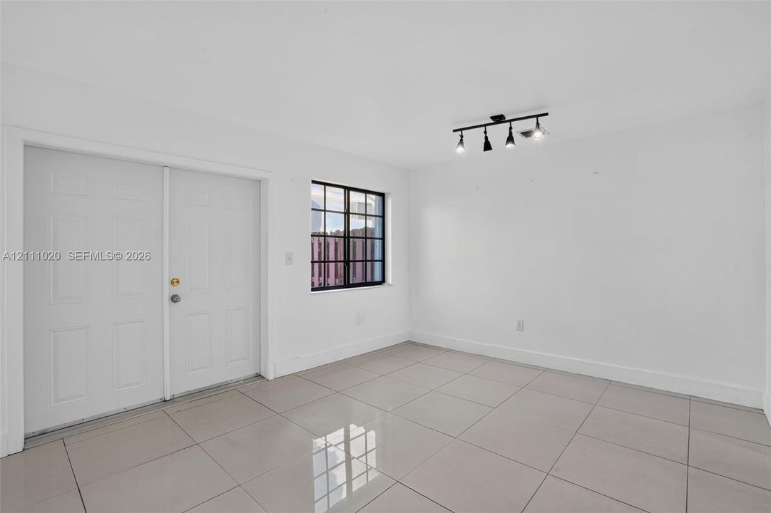 En Renta: $2,500 (2 camas, 2 baños, 958 Pies cuadrados)