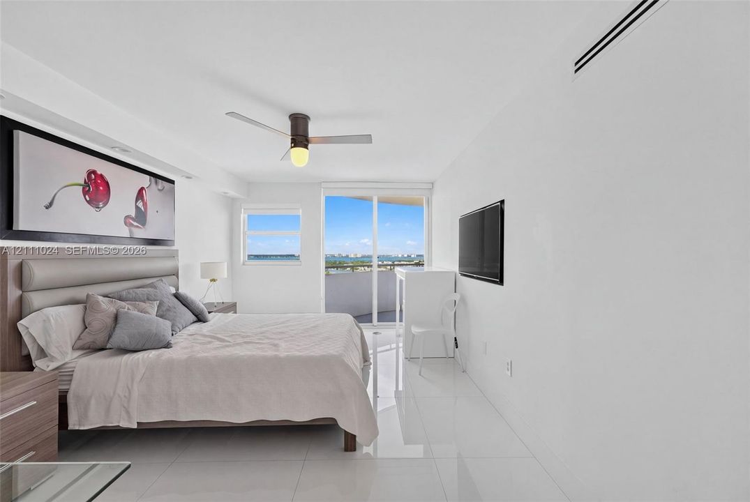 For Rent: $7,000 (2 beds, 2 baths, 1340 Square Feet)