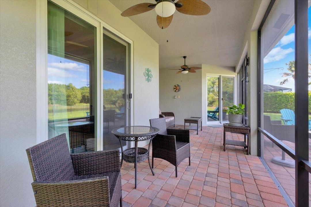 Screened in Covered Lanai