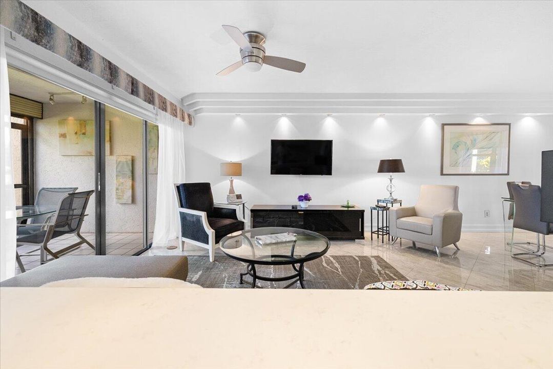 10-7507 La Paz Ct 104-6521