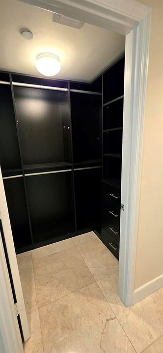 closet 3
