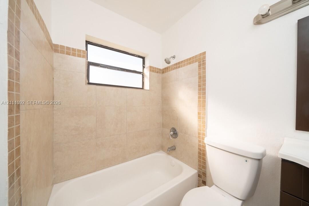 В аренду: $1,495 (1 спален, 1 ванн, 500 Квадратных фут)