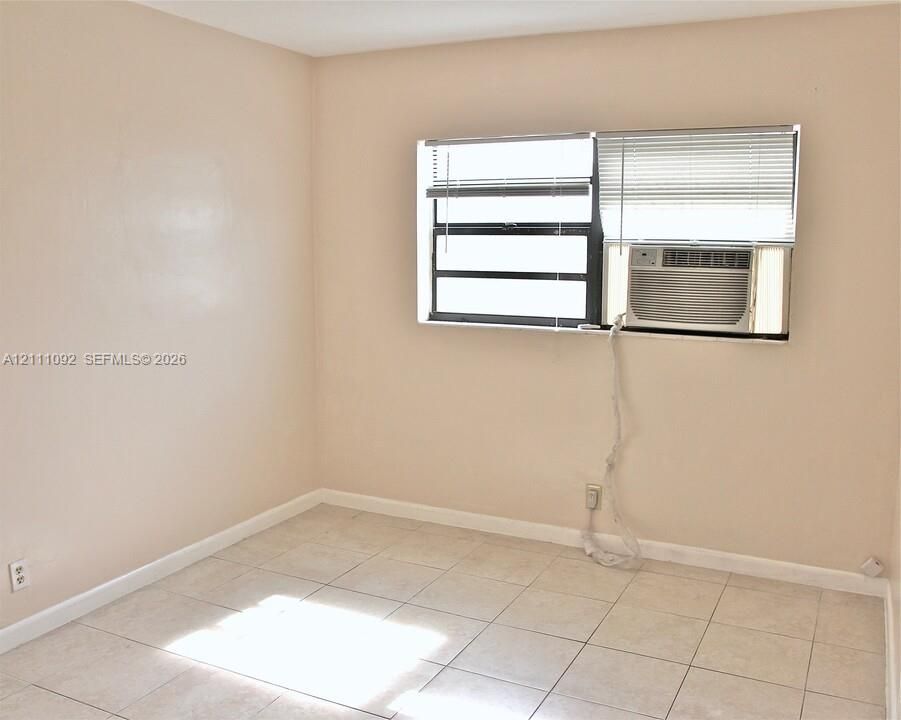 В аренду: $1,495 (1 спален, 1 ванн, 500 Квадратных фут)